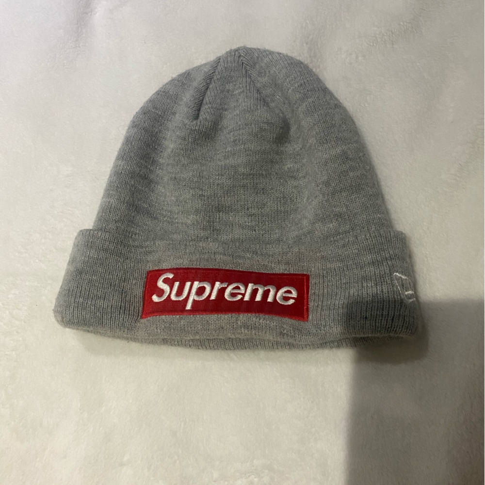 Supreme box logo beanie